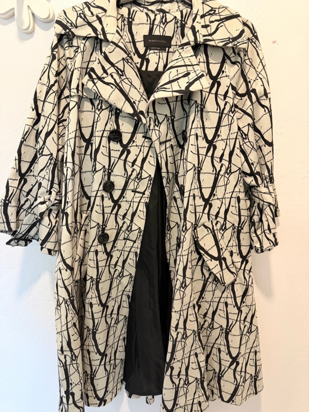BCBGeneration Cream Trench Coat with Black Abstract Print